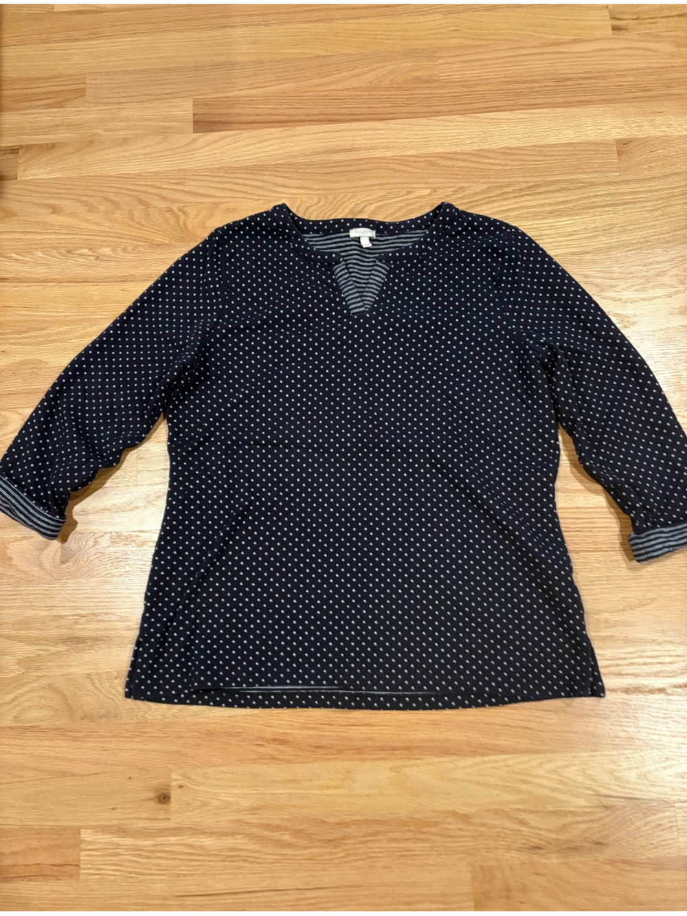 Talbots Navy Polka Dot V-Notch 3/4 Sleeve Cotton Top Sz L